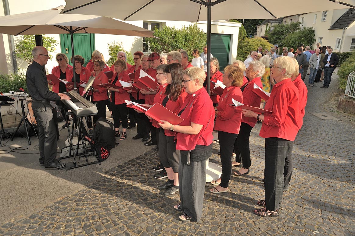 Chor der Akademie för uns kölsch Sproch