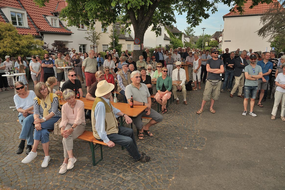 Teilnehmer der Gedenkfeier